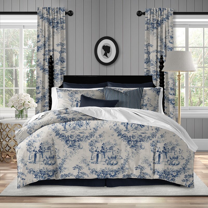 White king duvet and deals 2 shams